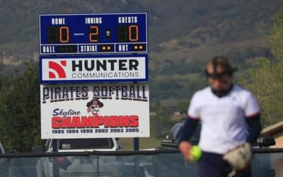 Hunter Donates New Scoreboard to Phoenix High Softball